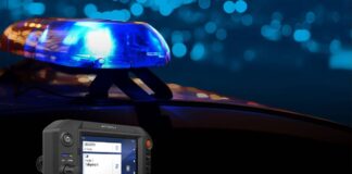 Motorola Solutions wprowadza łączność głosową i transmisję danych o znaczeniu krytycznym w nowy wymiar mobilności Motorola Solutions